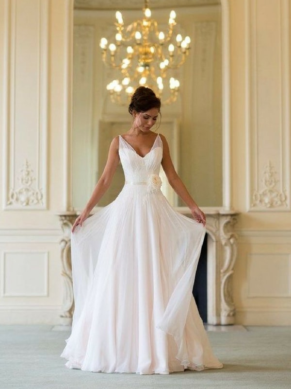 Apple Shaped wedding dress - blank canvas